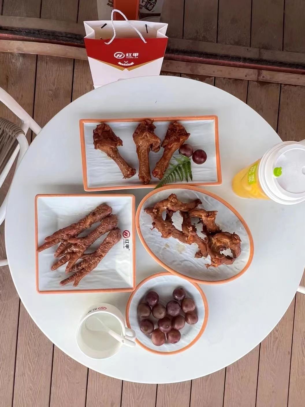 绝了，吃货福音，让员工击节称赏的鸭货，难抗拒的美味引诱